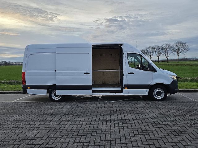 MERCEDES-BENZ Sprinter Transporter Mieten Umzug Sperrmüll Rent