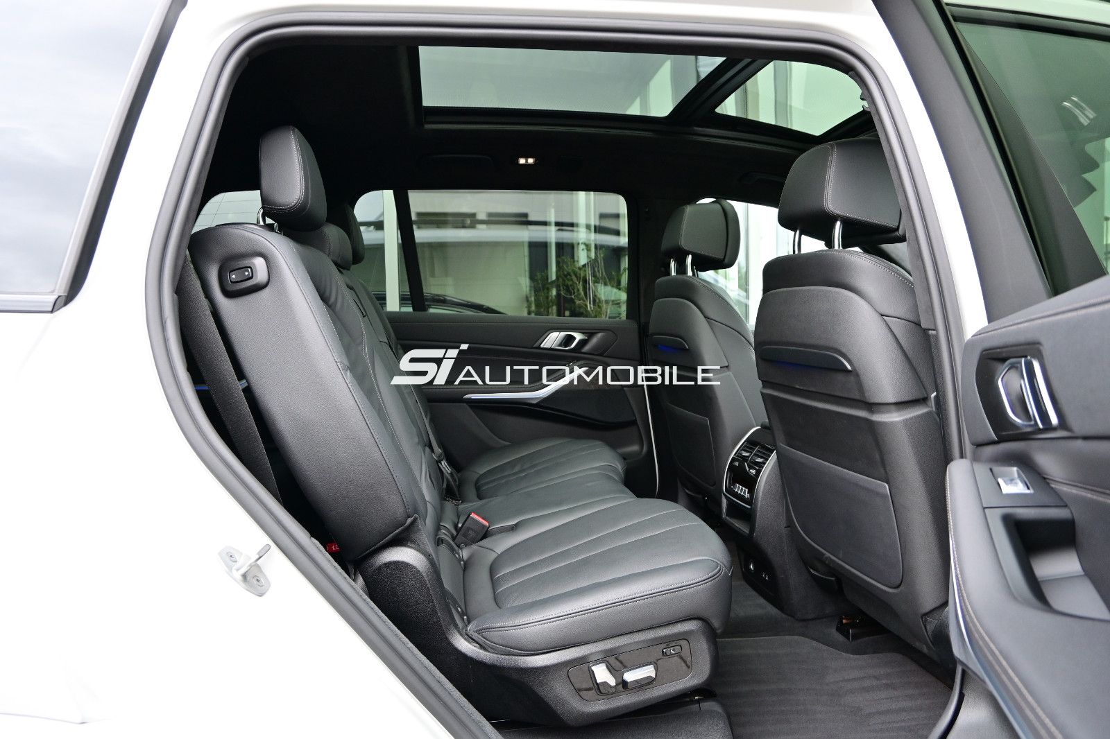 Fahrzeugabbildung BMW X7 xDr40d M SPORT °EX.DRIVE-PRO°SKY°UVP 119.237€