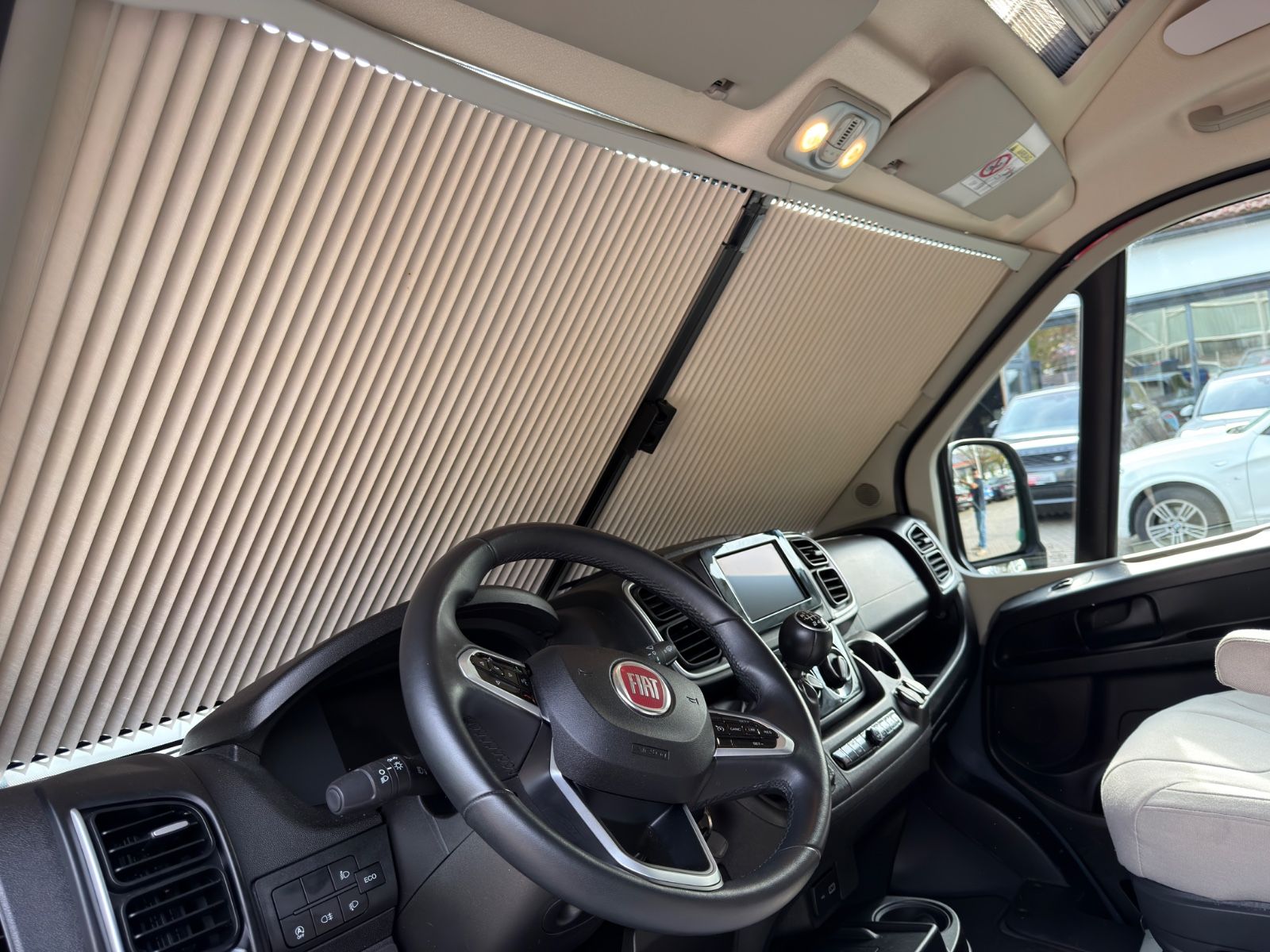 Fahrzeugabbildung Bürstner Eliseo C602|LUFTFAHRWERK|KAMERA|FACELIFT