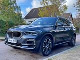 BMW X5 xDrive 40 i xLine PANO/AHK/ACC/MASS - gebrauchte BMW X5 aus dem Jahr 2023