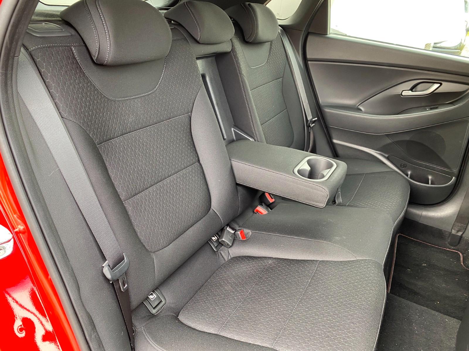 Hyundai i30 N LINE CAR PLAY SITZ-LENKRAD-HZG SCHECKHEFT