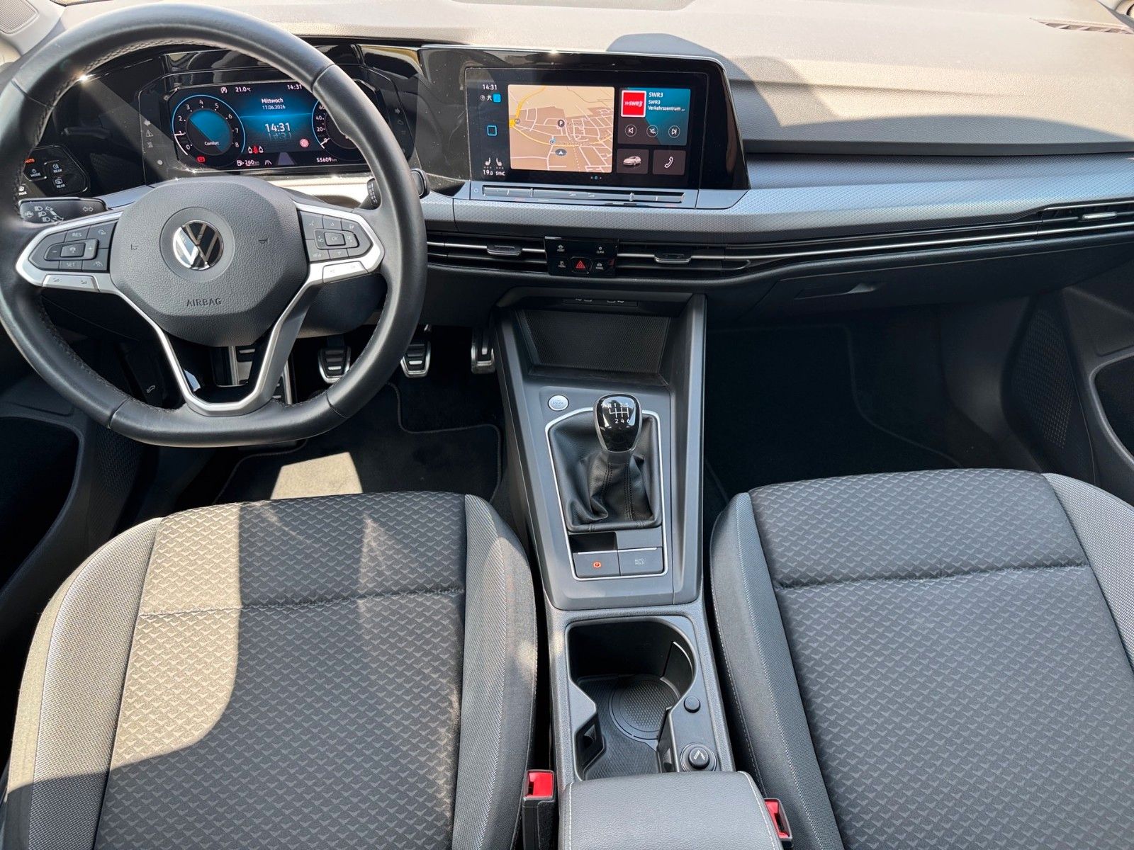 Fahrzeugabbildung Volkswagen Golf VIII Lim. Active 1.5 TSI