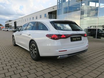 Mercedes E 220 - 4