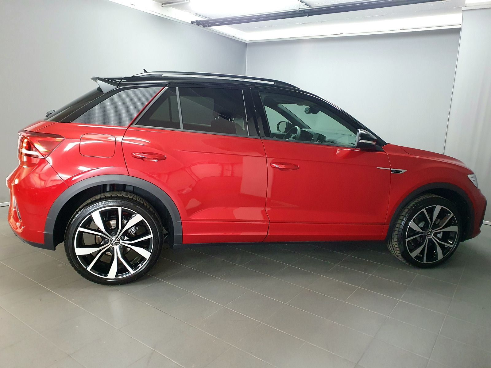 Volkswagen T-Roc 1.5TSI DSG R-Line Standhz AHK Pano ACC LED foto 3