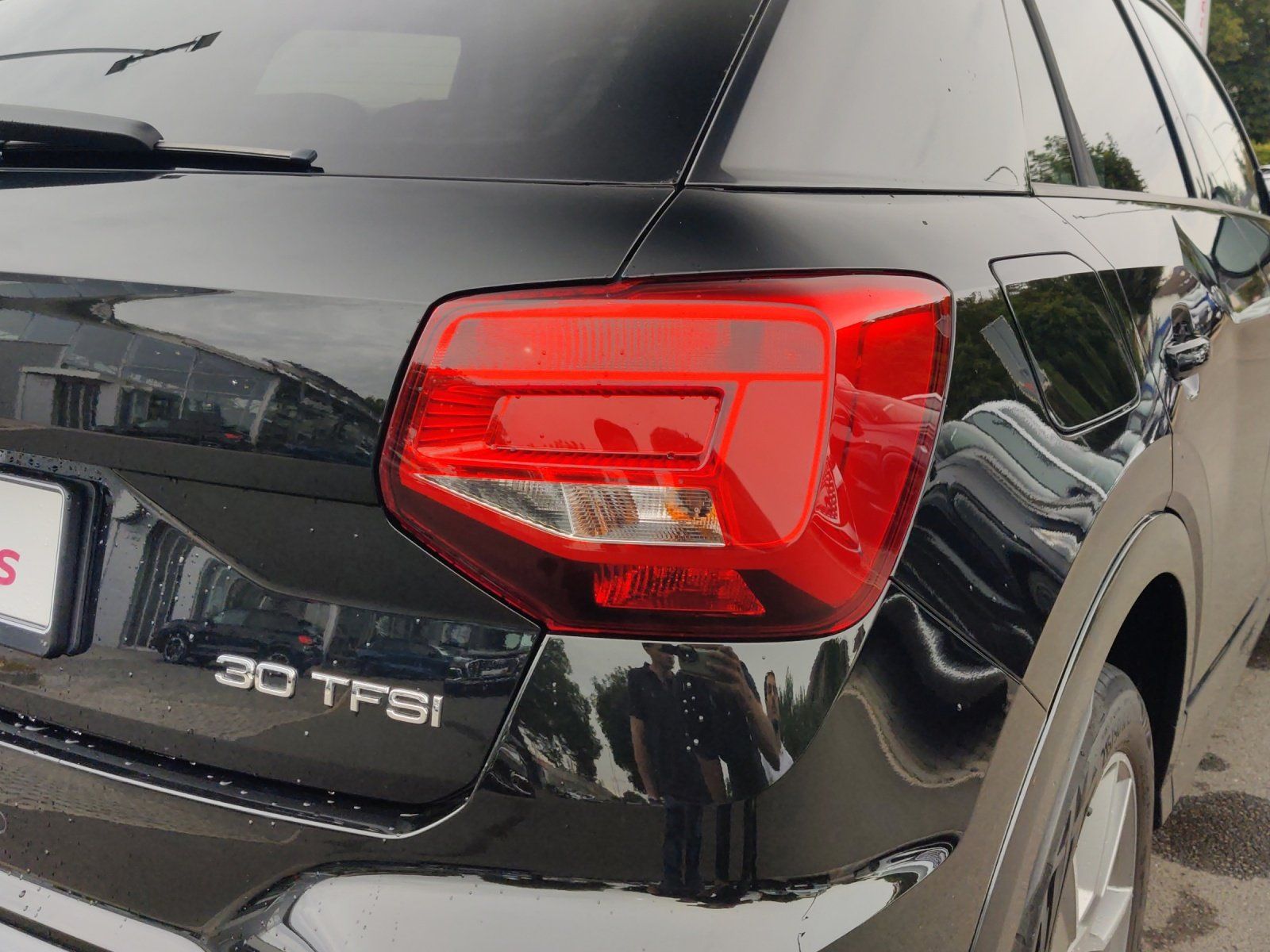 Fahrzeugabbildung Audi Q2 advanced 30 TFSI AHK,LED,LM, Standheizung