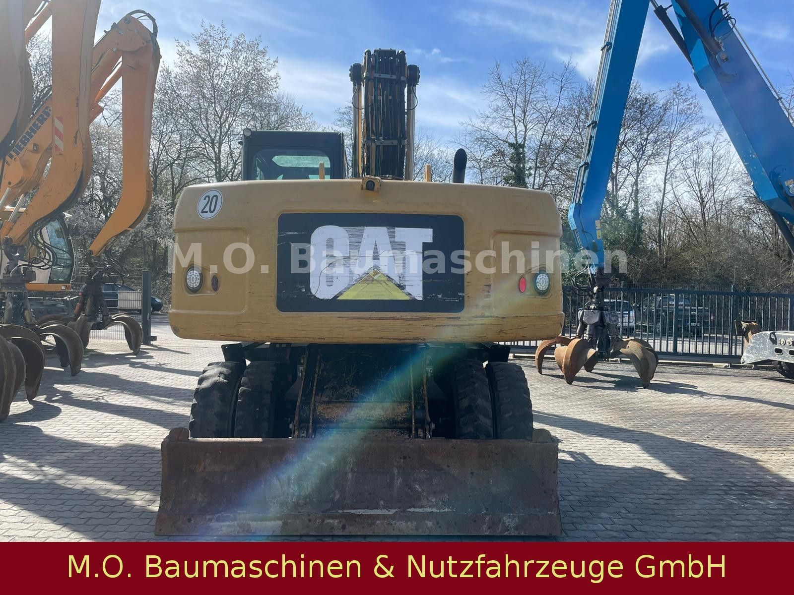 Fahrzeugabbildung CAT M 318 D  / SW /Hammerline / VSA / AC /