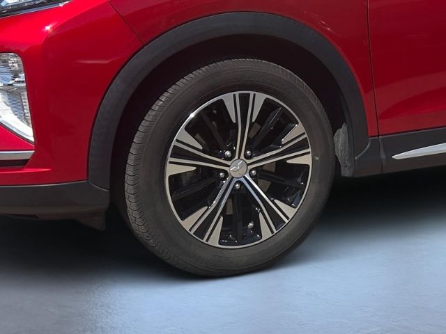 Fahrzeugabbildung Mitsubishi Eclipse Cross Top 4WD El. Panodach Navi Soundsys