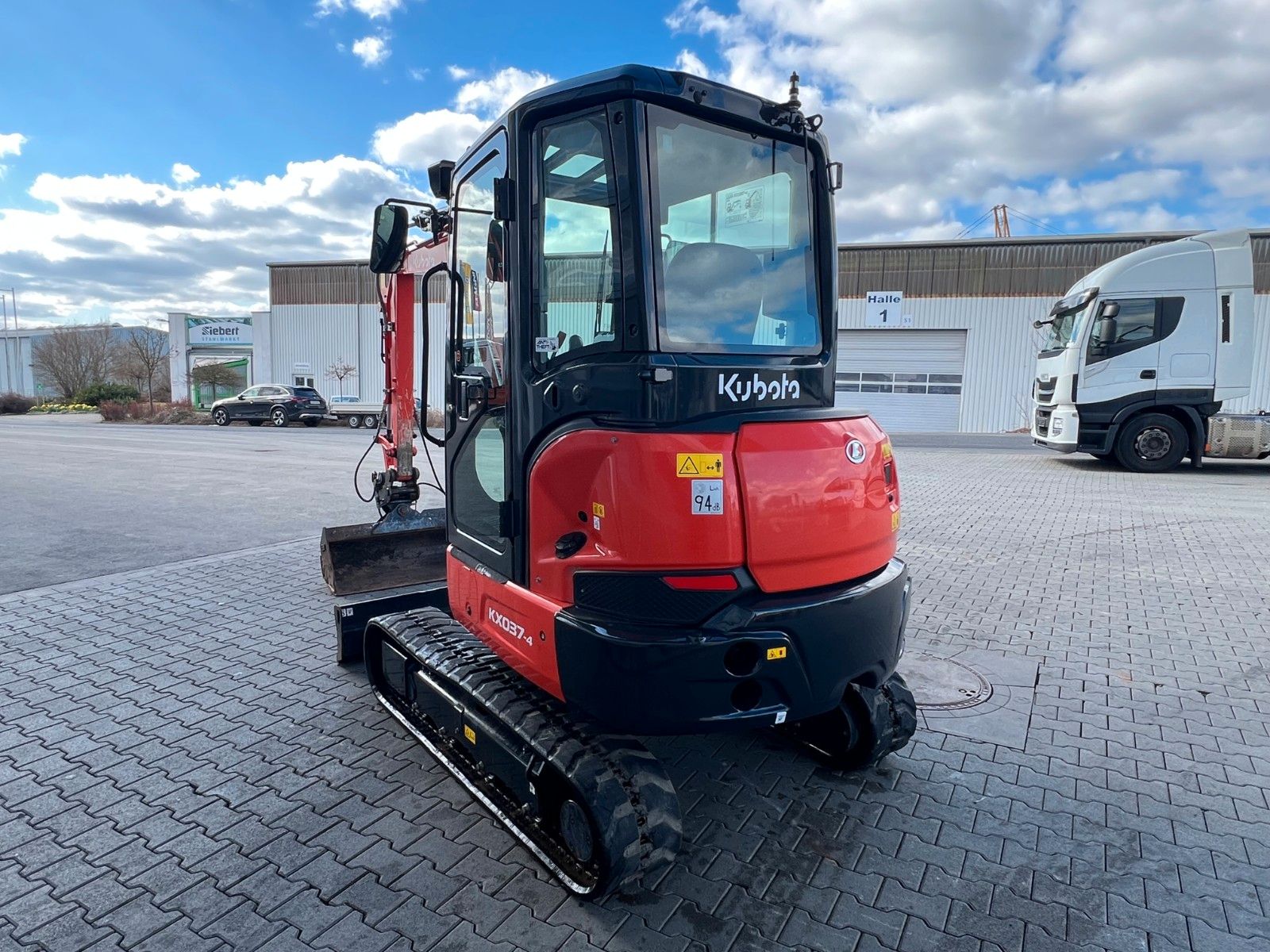 Fahrzeugabbildung Kubota KX 037-4 / nur 531h! / 2024 / hydr. Grabenräumer