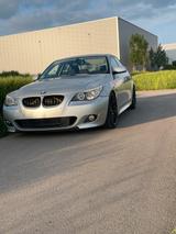 BMW BNW E60 525i - BMW 525 aus 2004: 525i