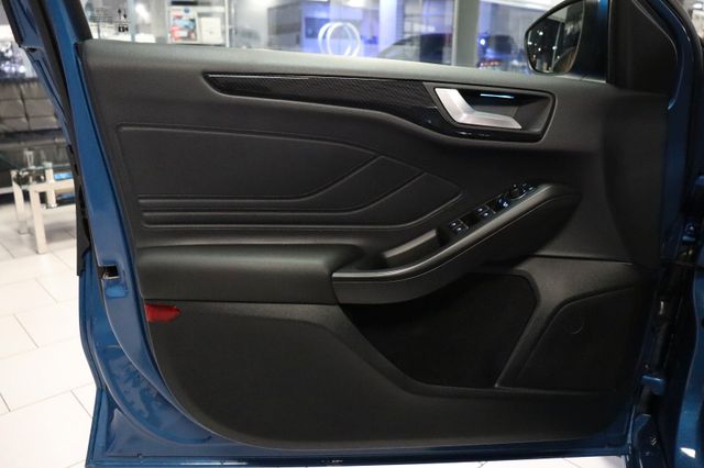 Fahrzeugabbildung Ford Focus Turnier ST 2.3 Eco Performance |1HAND|B&O|
