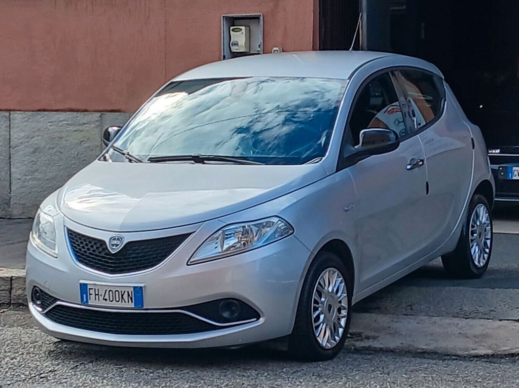 Image of Lancia Ypsilon