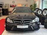 Mercedes-Benz C 63 AMG Black Series Coupe/Deutsches Fzg. - Mercedes-Benz C 63 AMG: Schwarz, Series
