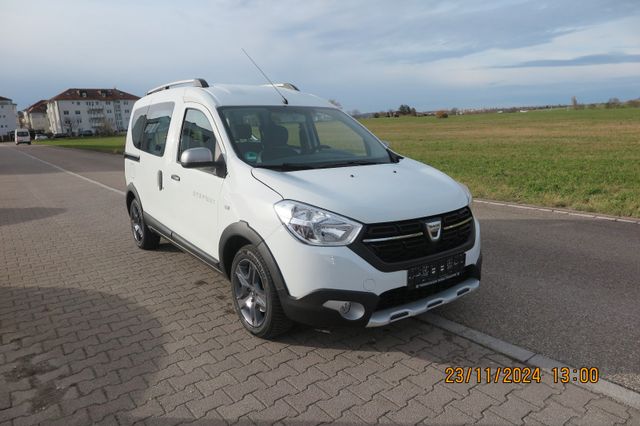 Dacia Dokker Stepway Celebration