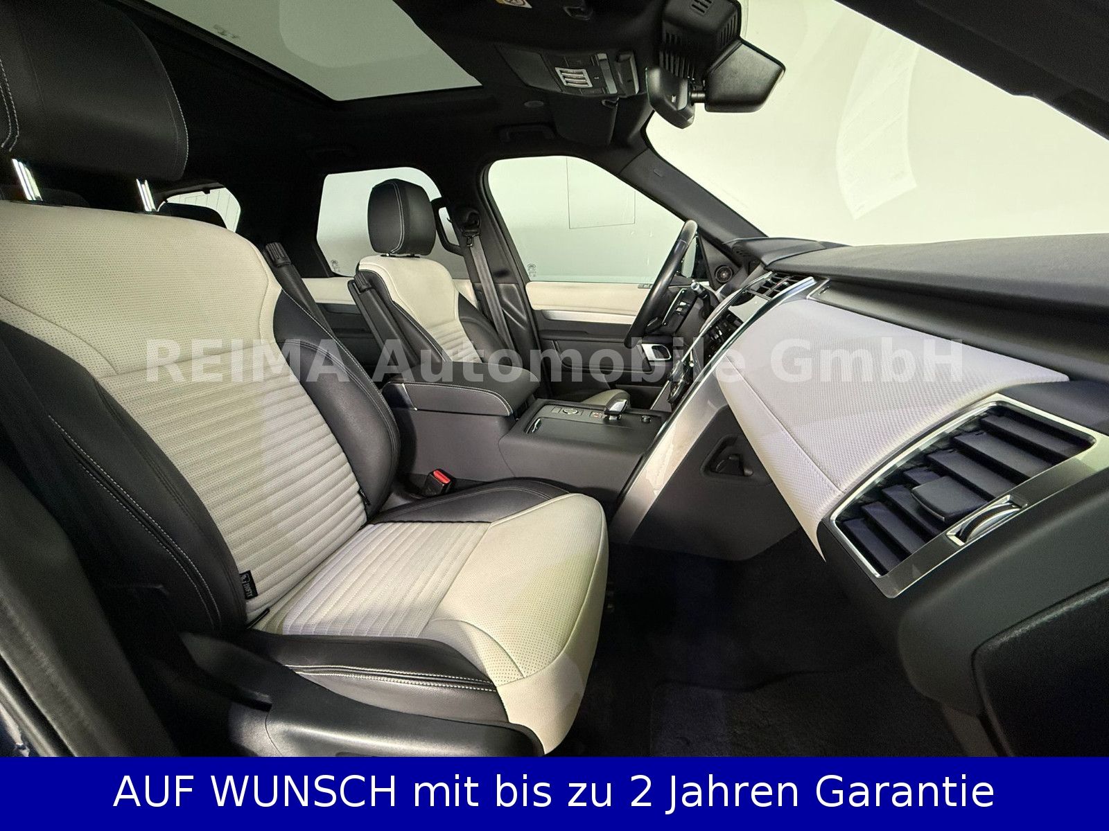 Fahrzeugabbildung Land Rover Discovery 5 HSE P360 AWD, Pano