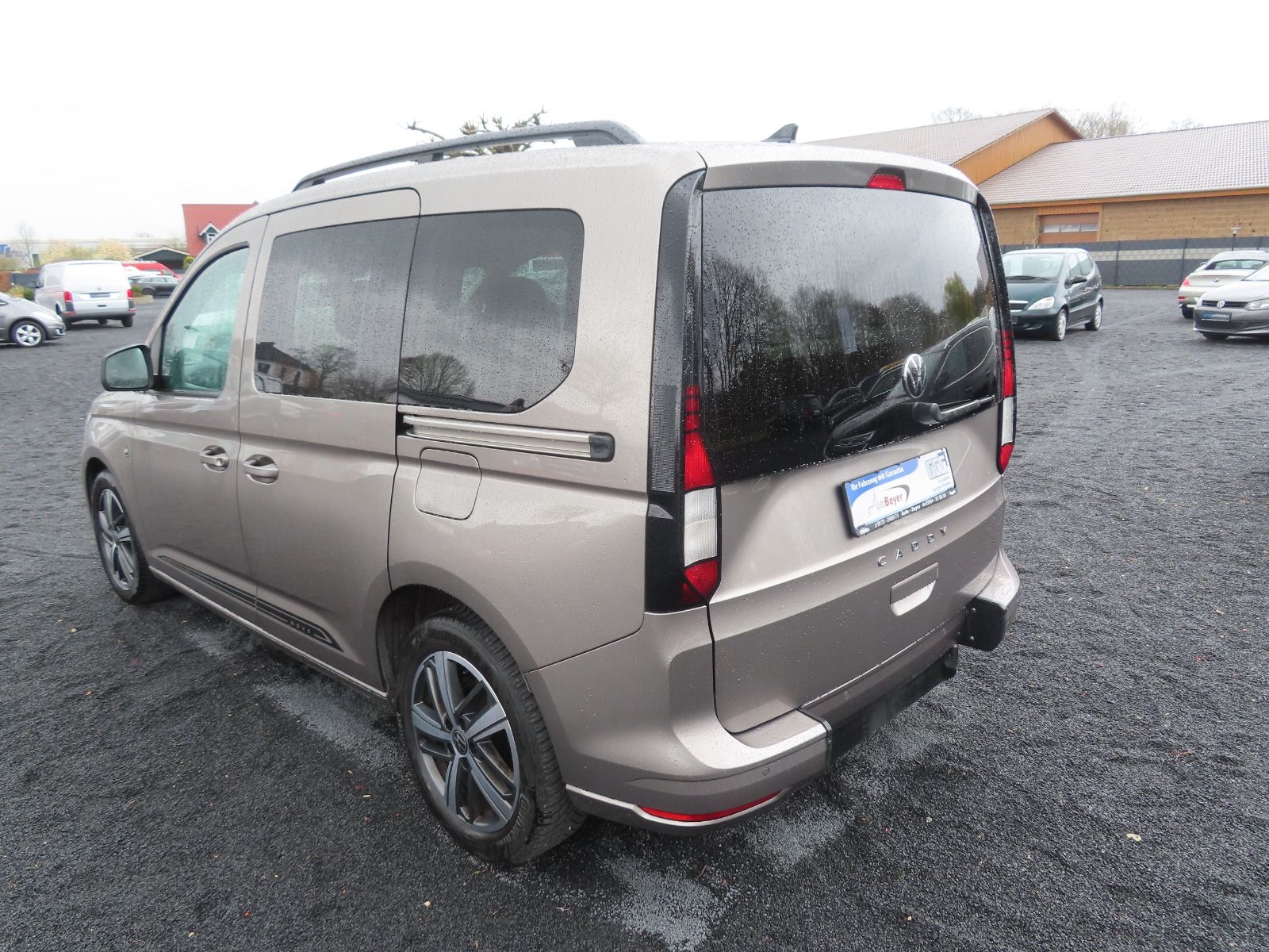 Volkswagen Caddy Life 2,0 TDI Behindertenumbau Rollstuhl imagem 2