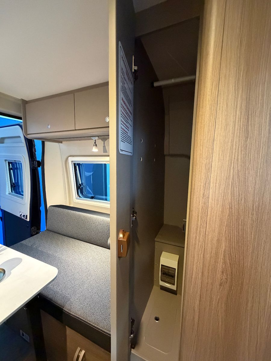 Fahrzeugabbildung Carado CV 541 pro - SIE SPAREN 4.547€ !!! -