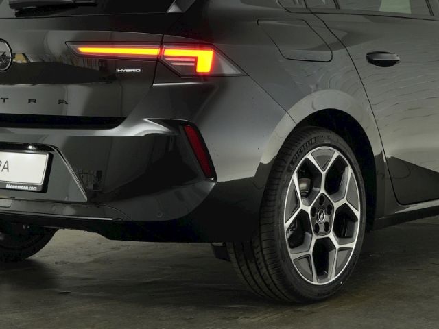 Astra L LIM. GS HYBRID eDCT+NAVI+HEAD-UP-DISPLAY