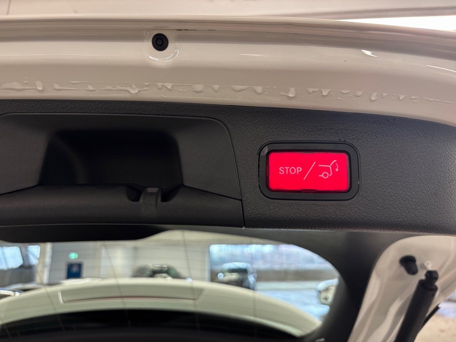 Fahrzeugabbildung Mercedes-Benz GLA 200 Progressive*Pano*STDHZG*Distro*360°*Totw