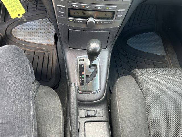 Toyota Avensis  Kombi 1.8 Sol