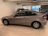 Mercedes-Benz C 200 CDI Sportcoupe Automatik Klima Navi - Mercedes-Benz C 200: Cdi Sportcoupe