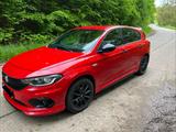 Fiat Tipo 1.6 MultiJet SPORT DCT SPORT - Fiat Tipo SPORT mit Diesel-Antrieb