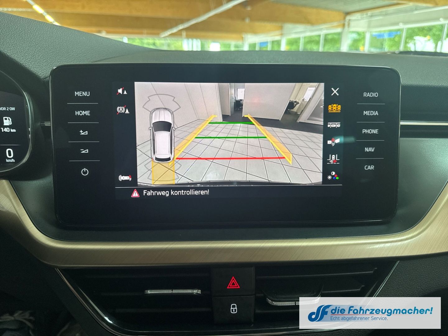 Fahrzeugabbildung SKODA Kamiq Style 1.0 TSI Navi Digitales Cockpit LED