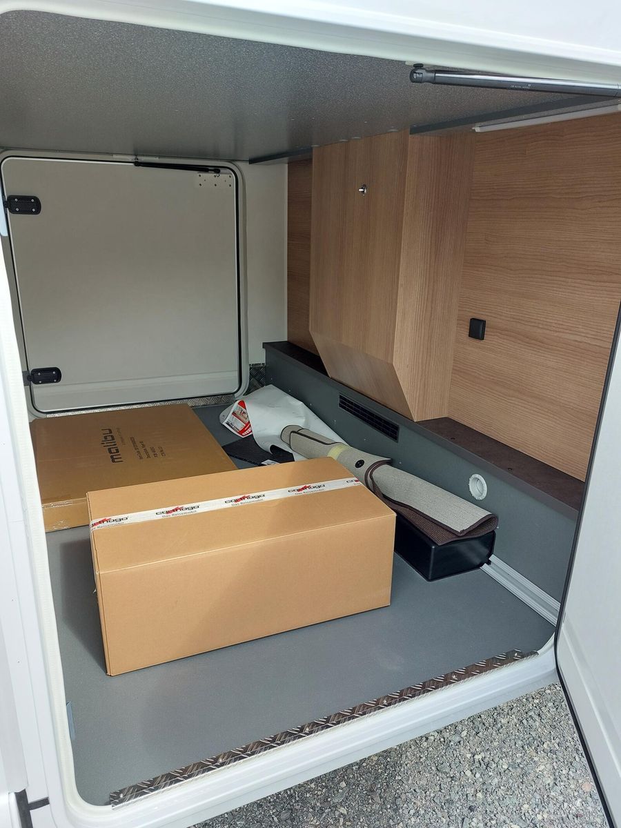 Fahrzeugabbildung Malibu I 460 KB LE comfort Automatik Markise AKTION