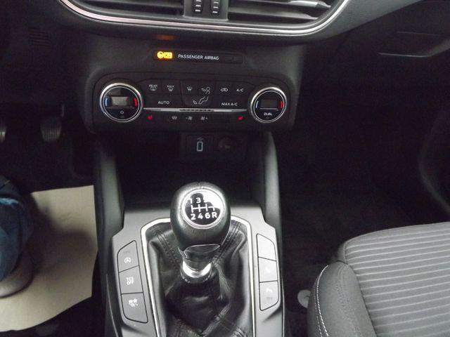 Focus 1,0 EcoBoost 92kW Titanium Turnier*