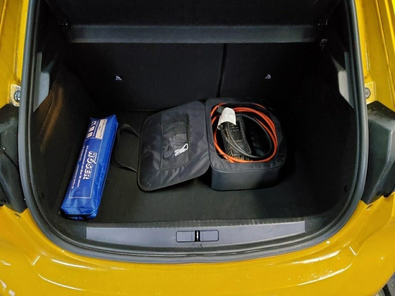 Fahrzeugabbildung Peugeot 208 e- GT