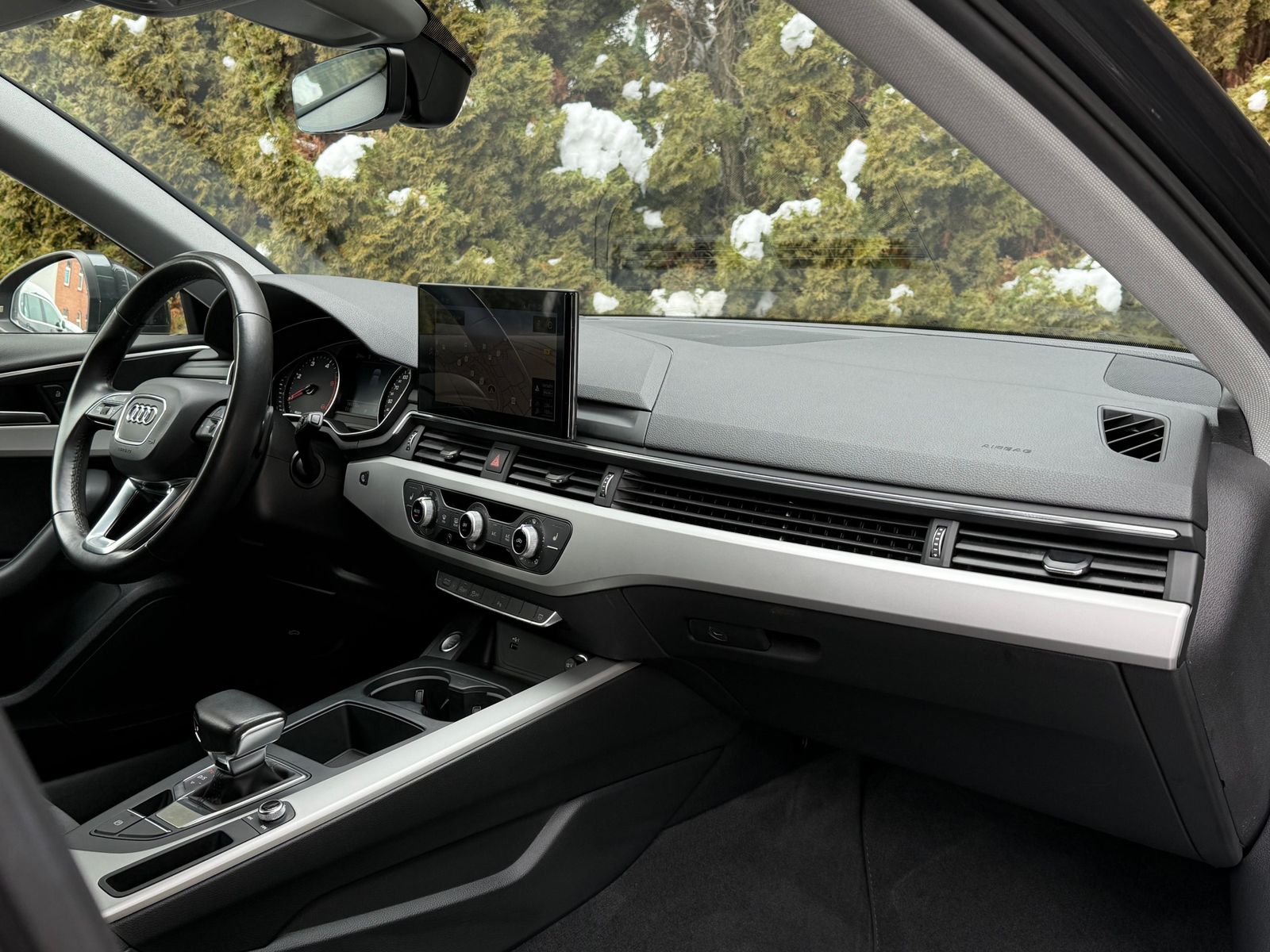 Fahrzeugabbildung Audi A4 Avant 40TDI S-tr LED+NAV+SHZ+AHK+KAM+MEMO+MMI