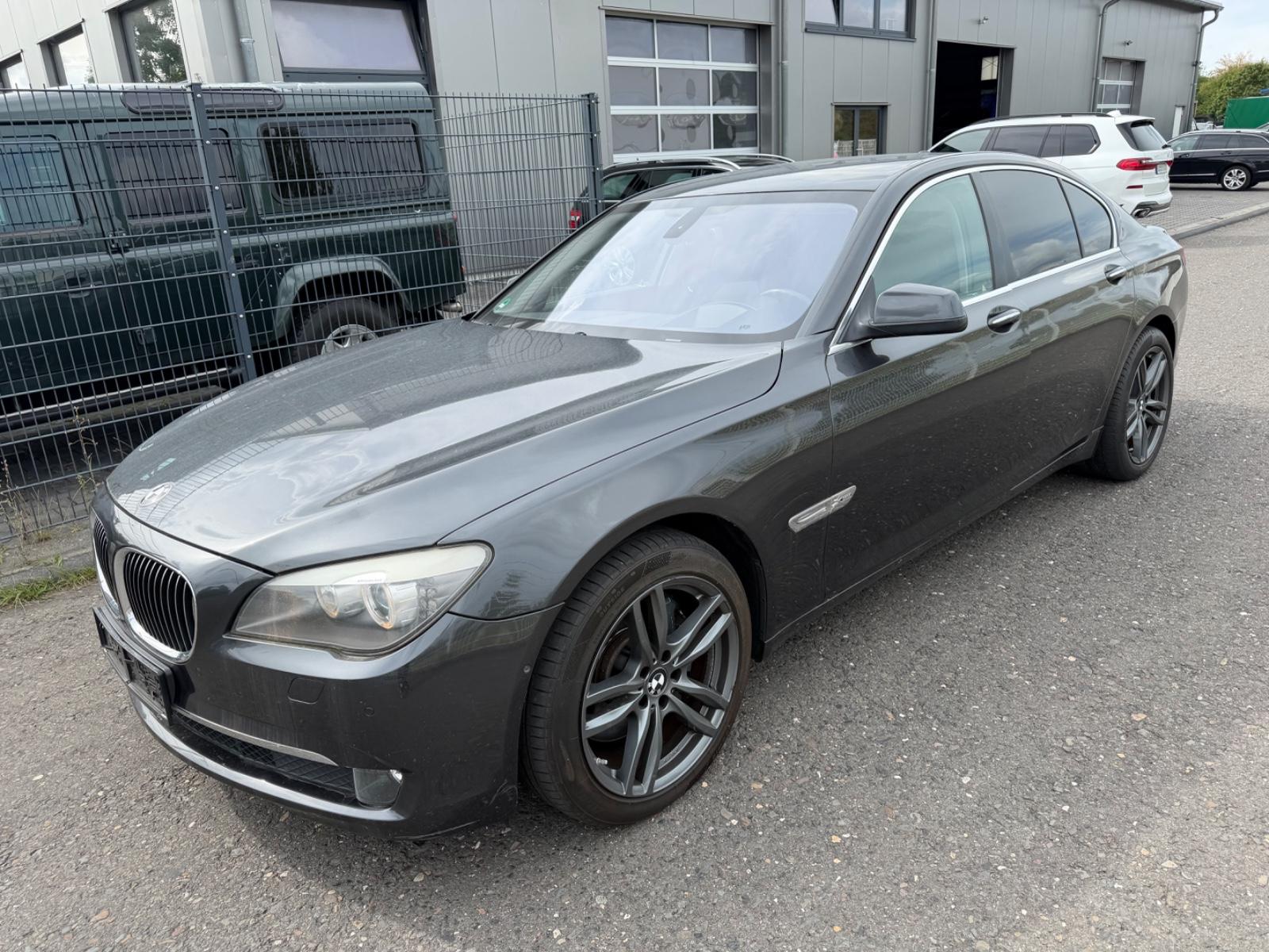 BMW Série 7 750Li xDrive | 408 ch | BVA | Affichage tête haute | Sièges ventilés | Caméras 360° | Portes Soft-Close | Cuir