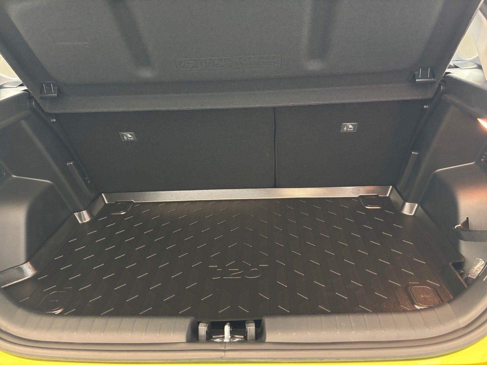 Fahrzeugabbildung Hyundai i20 Trend Komfort-Paket
