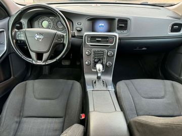 Volvo V60 - 11