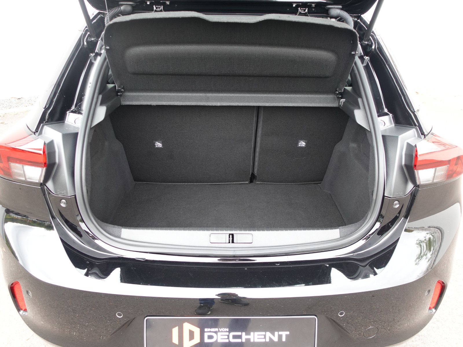 Fahrzeugabbildung Opel Corsa 1.2 Allwetter,Sitzh.,PDC,LED,Kamera,DAB