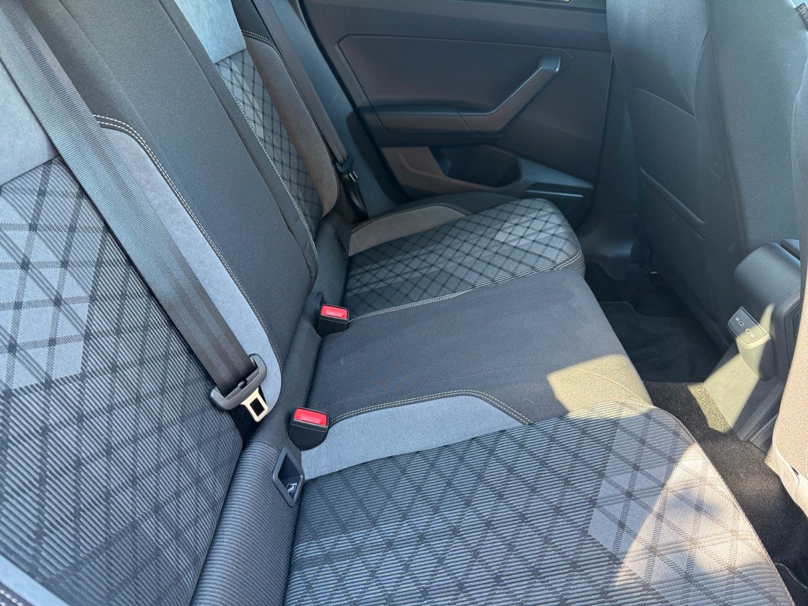 Fahrzeugabbildung Volkswagen Taigo R-Line 1.0 TSI