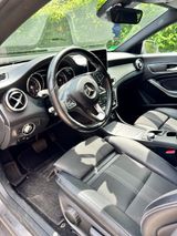 Mercedes-Benz CLA 180  - Mercedes-Benz CLA-Class in München