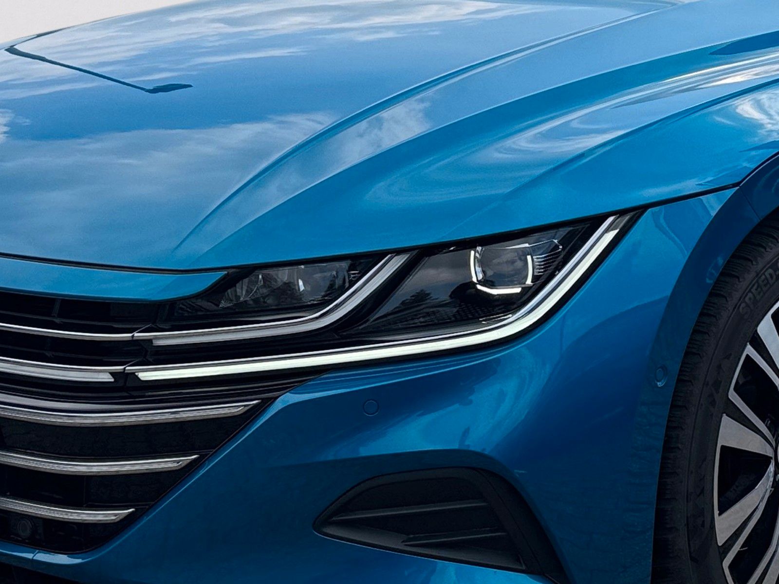 Fahrzeugabbildung Volkswagen Arteon Shooting Brake Elegance 2.0 TDI