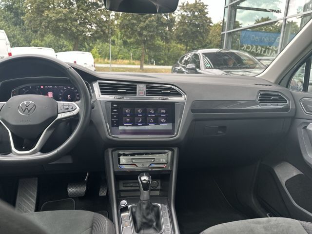 Tiguan Elegance 4Motion 2.0 TDI, AHK, Pano, Navi