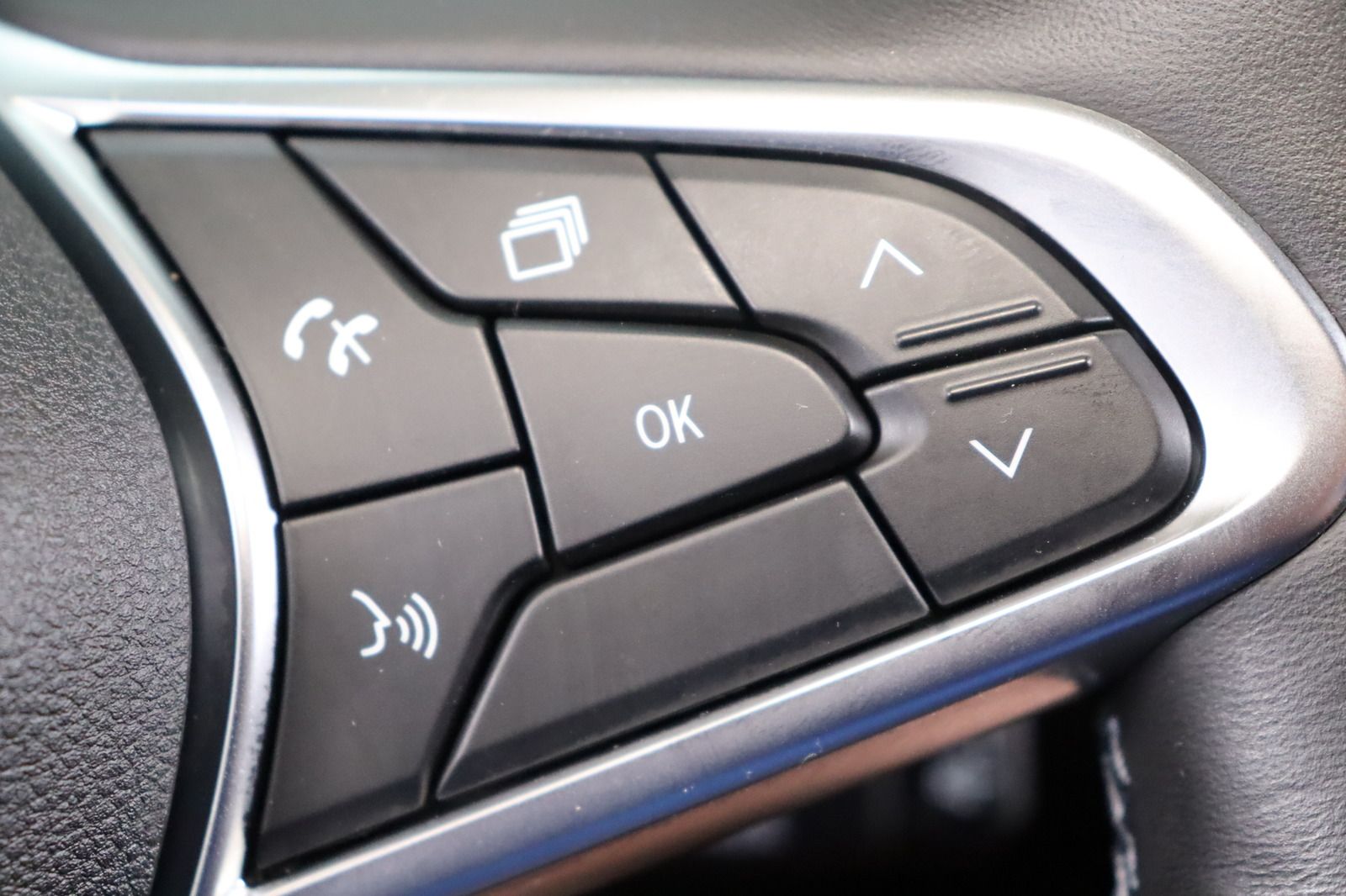 Fahrzeugabbildung Renault Arkana * LED * RFK * Lenkradhzg.