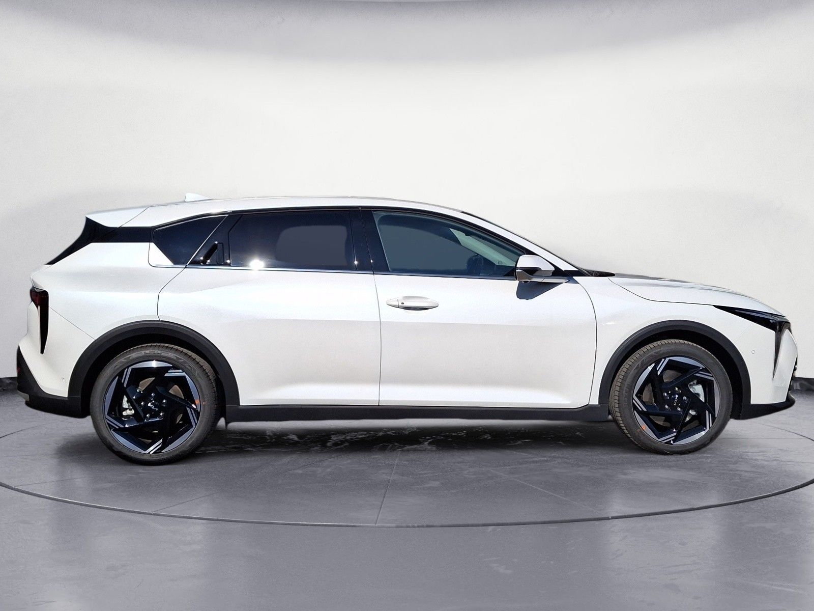 Kia K4 - Bild 5