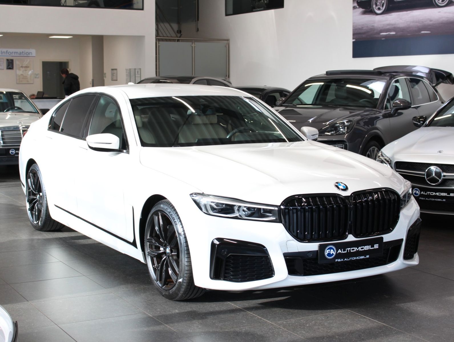 Fahrzeugabbildung BMW 730d M-Sportpaket*Soft-Close*Massage Sitze*Hud