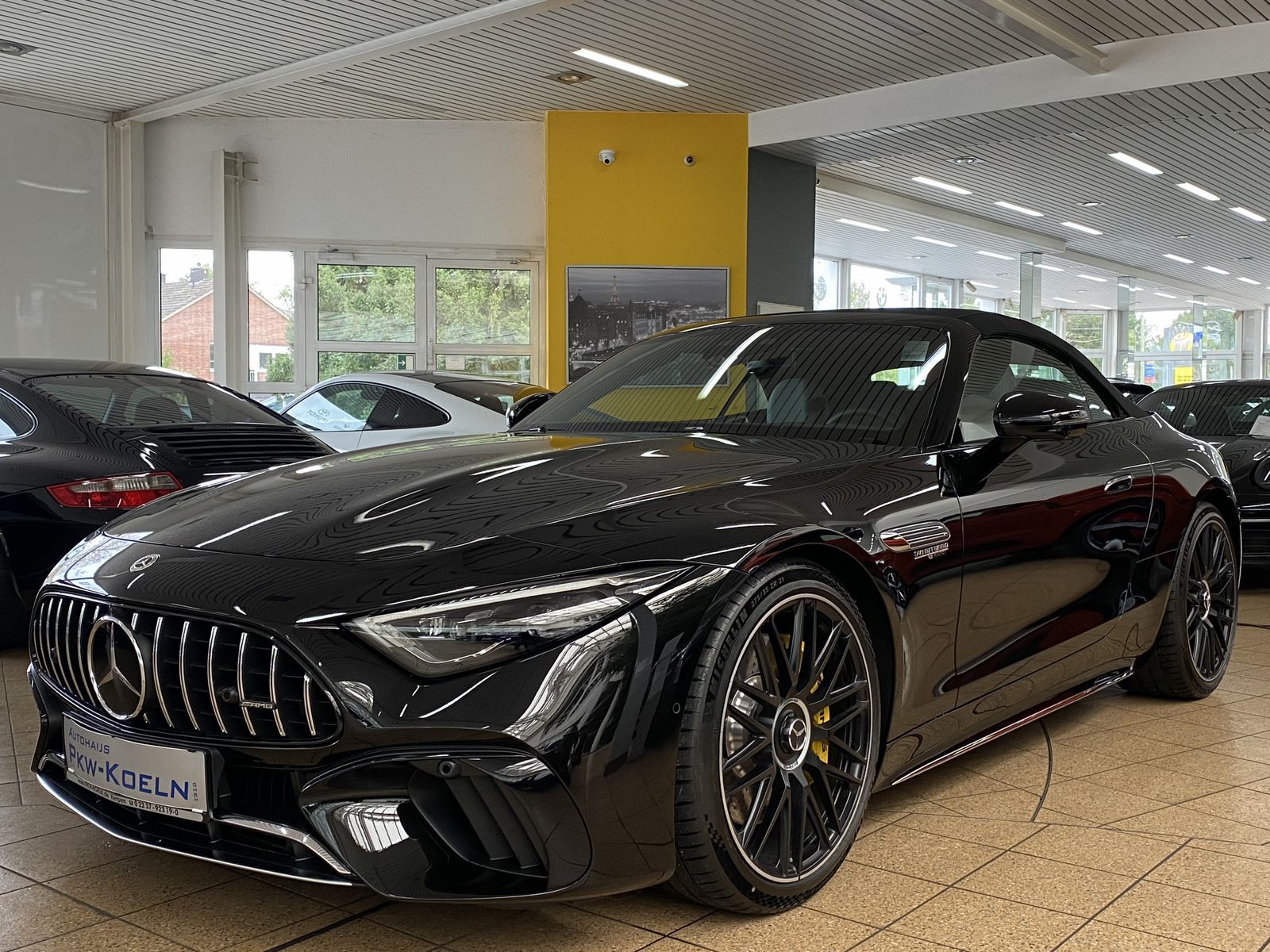 MERCEDES-BENZ SL 63 AMG 4M+*HuD*LiFT*KeY/Go*360°*MEMO*MASSAGE*