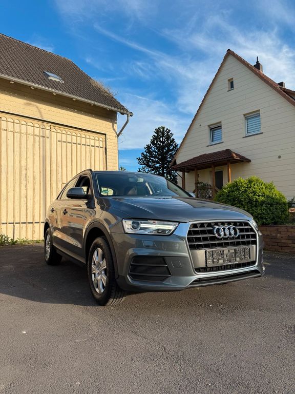 Image of Audi Q3