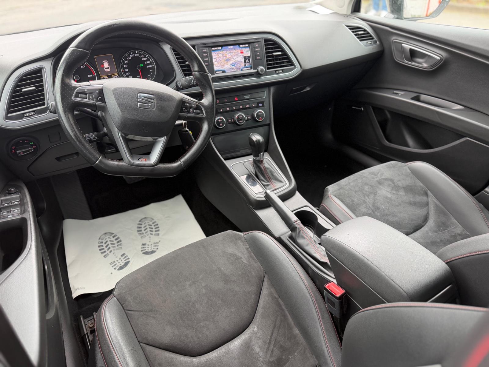 Seat Leon 2014 — photo 14