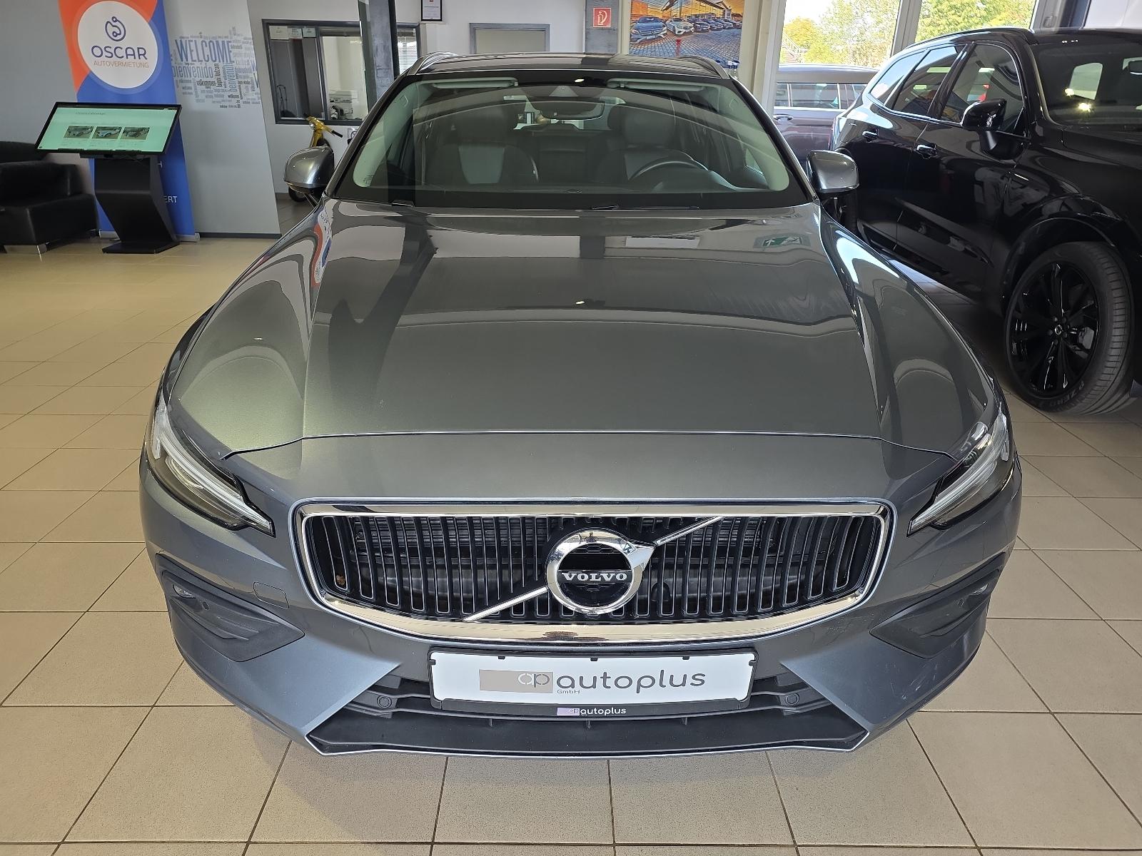 Volvo V60 D3 Momentum Pro BLIS Kamera H/K LED WinterP