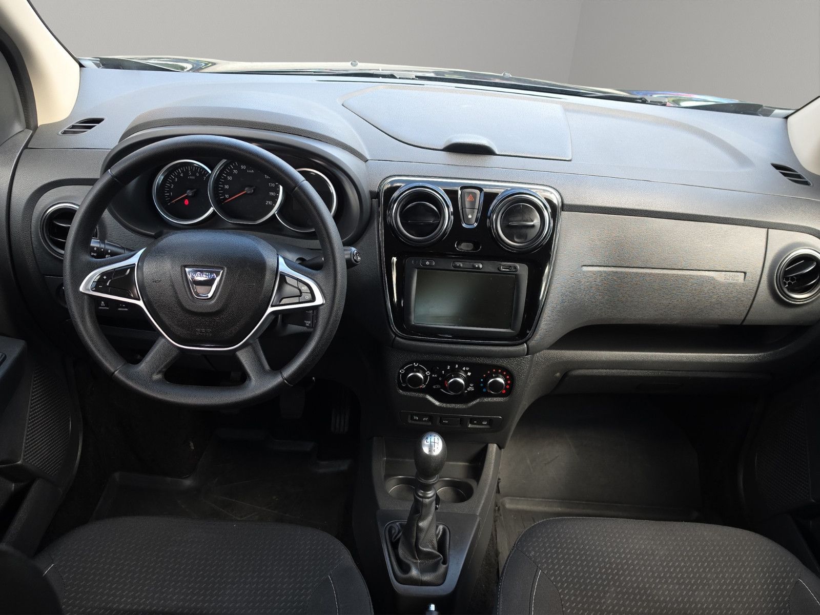 Fahrzeugabbildung Dacia Lodgy Comfort 7x Sitzer Navigation Tempomat