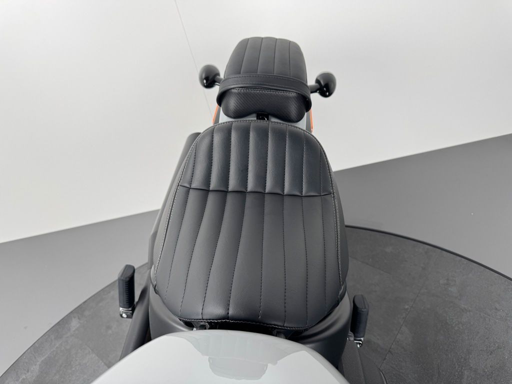 Fahrzeugabbildung Harley-Davidson STREET BOB 114 *NEUWERTIG *WENIG KM