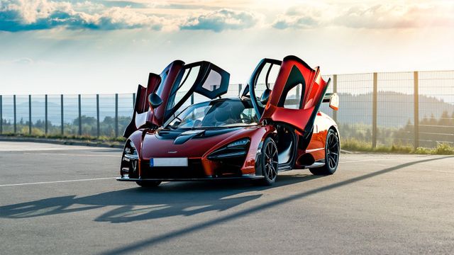 McLaren Senna