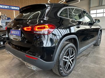Mercedes-Benz GLA 220 d 4Matic *LED*AHK*Keyless*