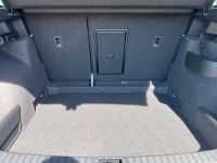 SKODA Karoq 1.5 TSI DSG SHZ TEMP AHK KAM LED 5J GAR bei Autohaus Landmann & Maier OHG